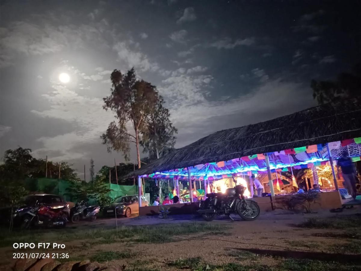 Island Vibes Hampi Guesthouse Екстер'єр фото